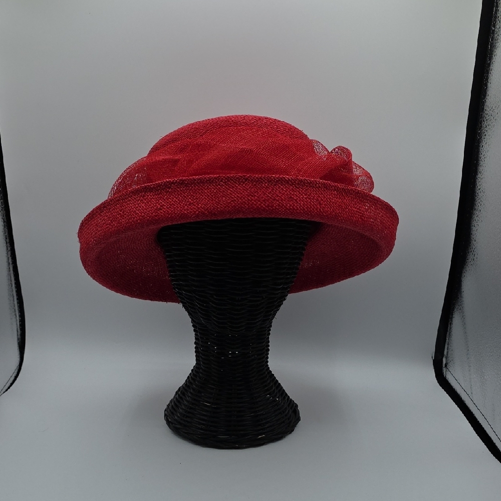 Betmar Chic Scarlet Women's Hat